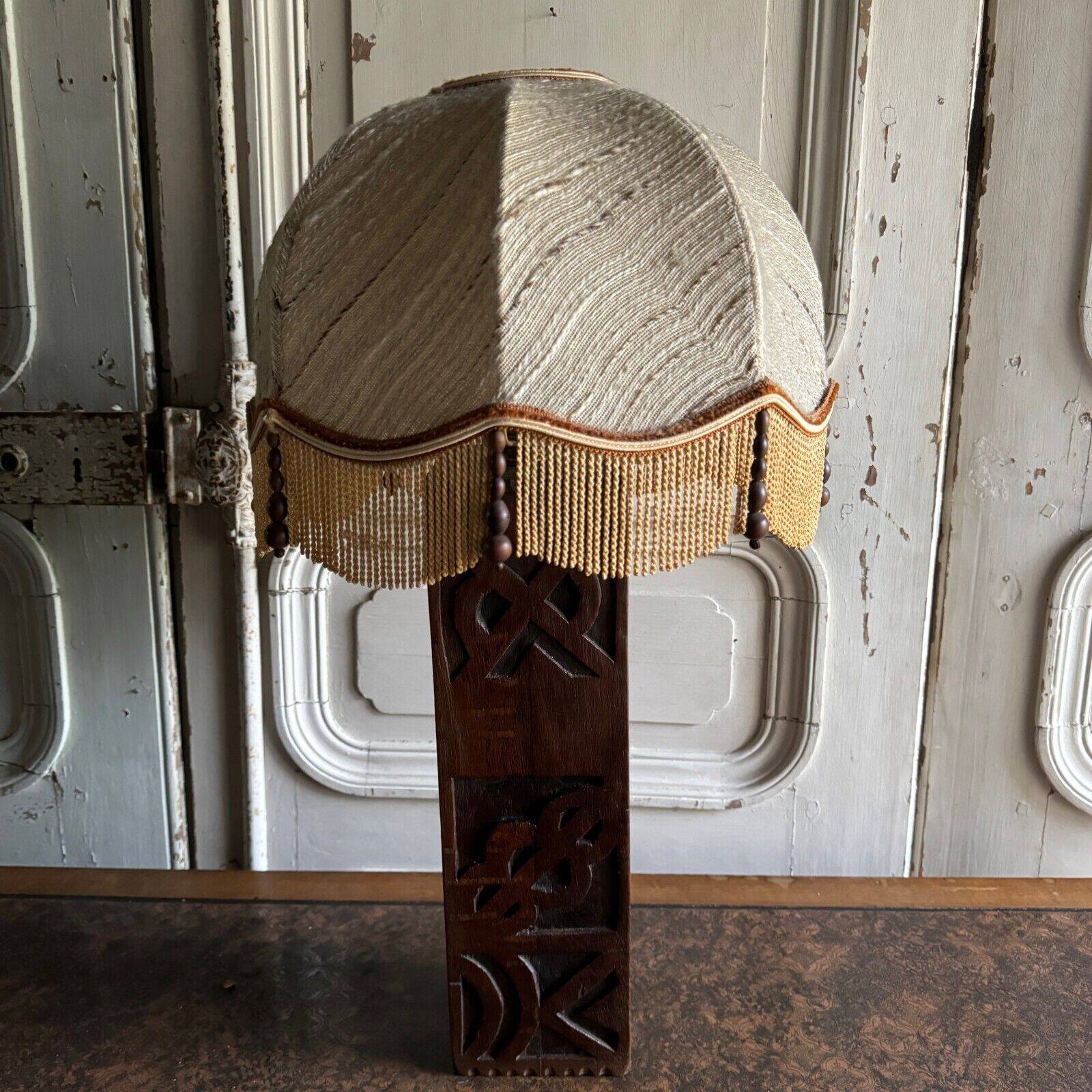 Brutalist Africanist lamp in carved wood 1950 fabric lampshade