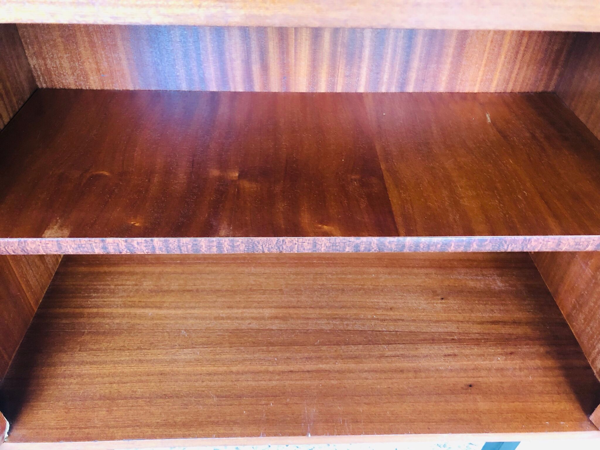 Storage cabinet with double compartment, metal feet circa 60's