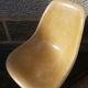 Chaise DSW ochre light par Charles et Ray Eames pour Herman Miller