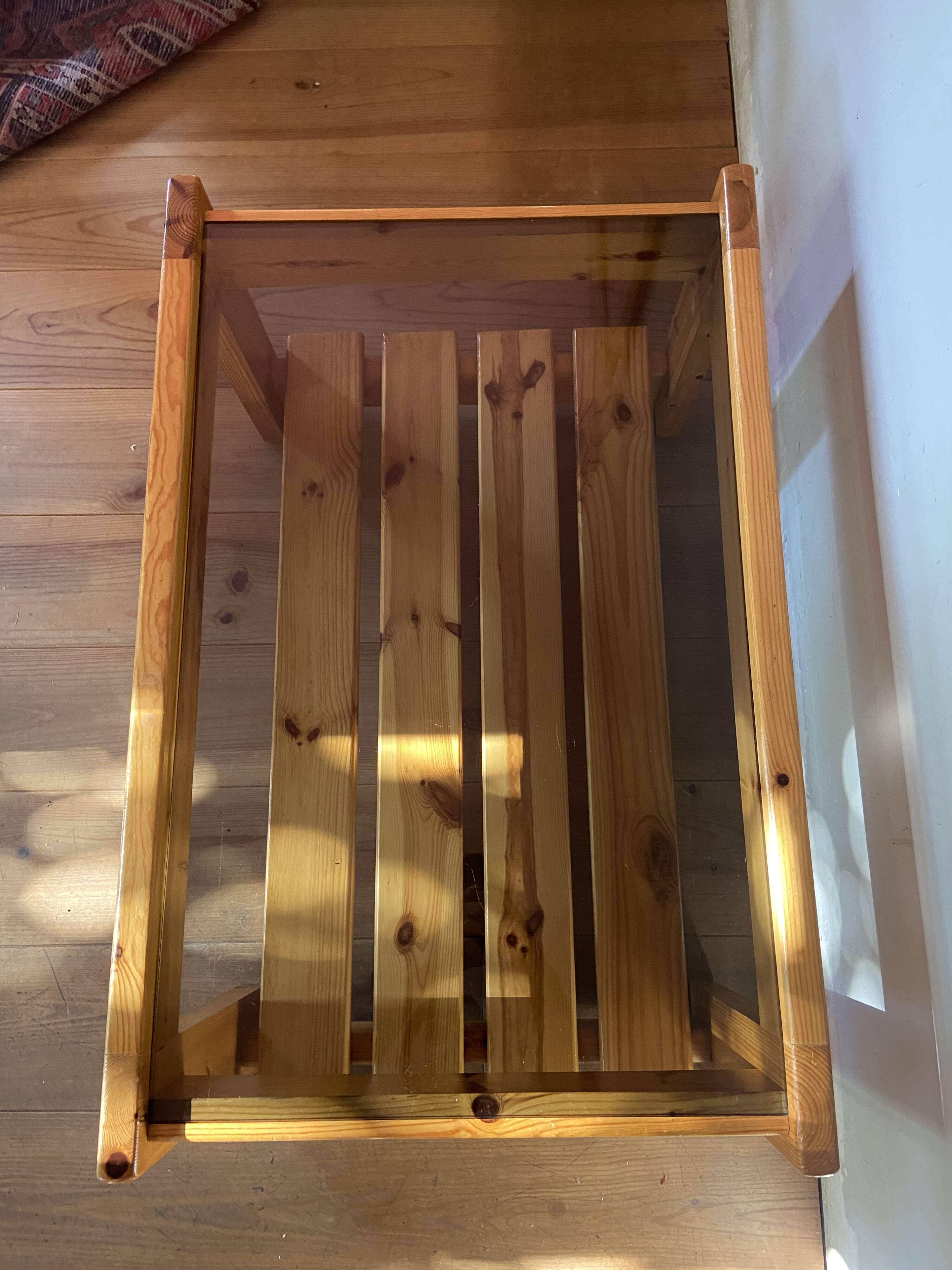 Vintage coffee table in pine and smoked glass
