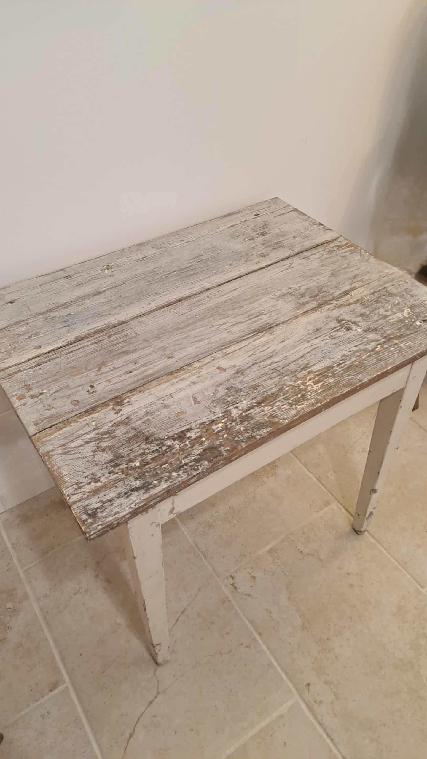 Distressed farmhouse table