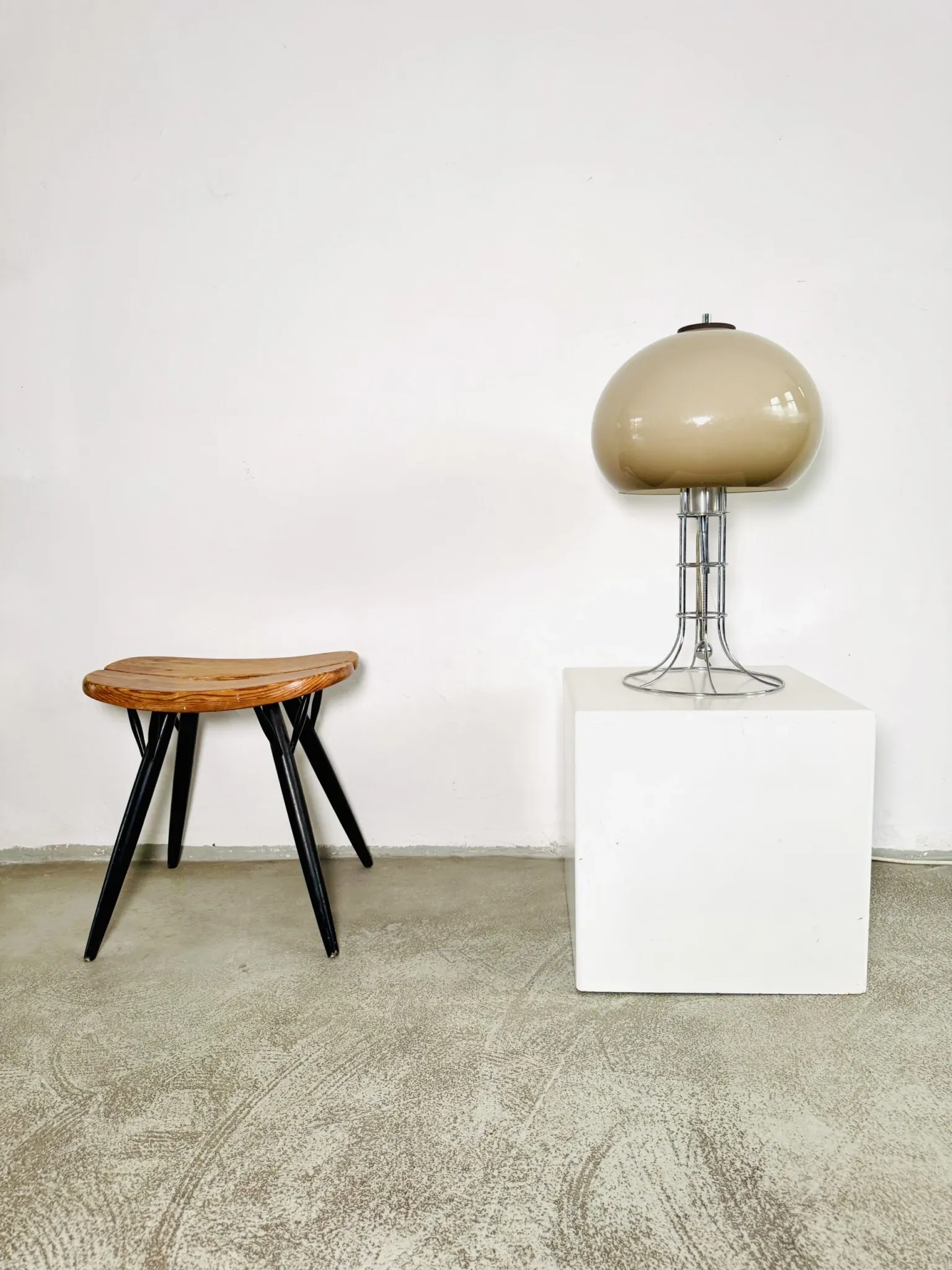 Lampe de table champignon par Herda Verlichting, Pays-Bas, années 1970.