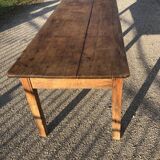 Farm table