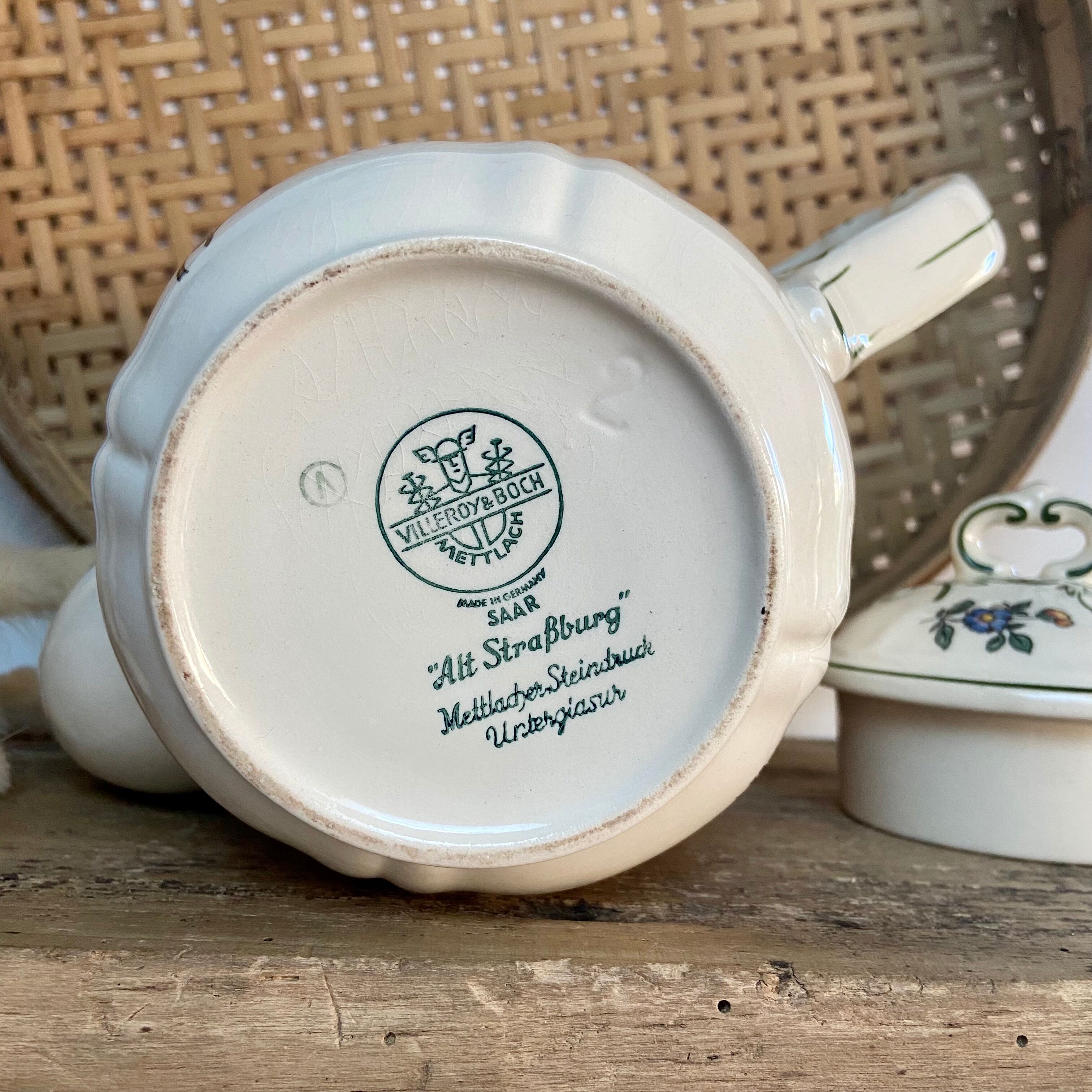 Vintage Villeroy & Boch teapot