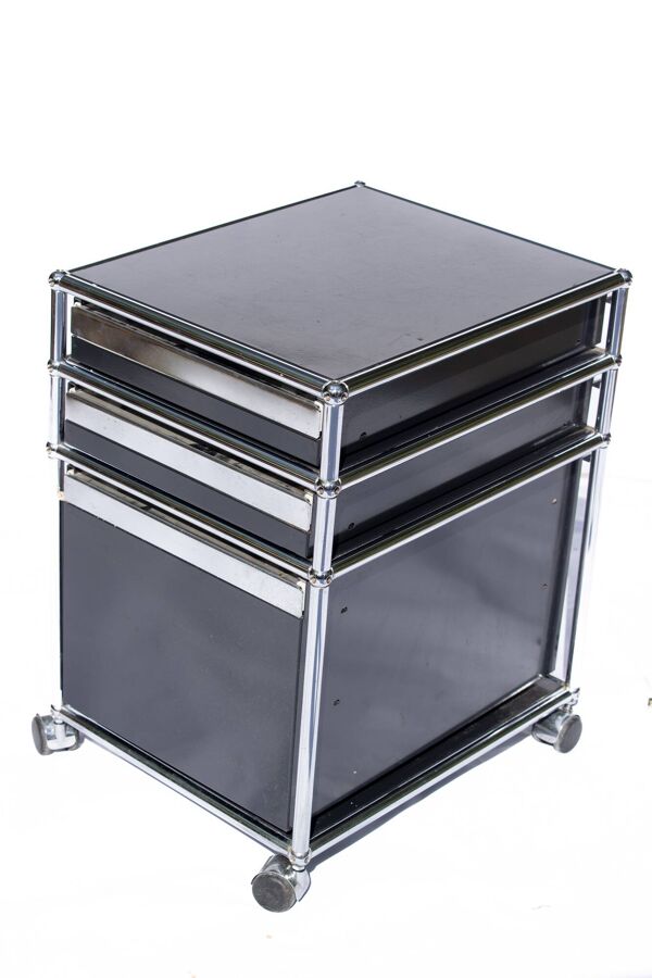 Armoire de classement USM HALLER M26 en noir