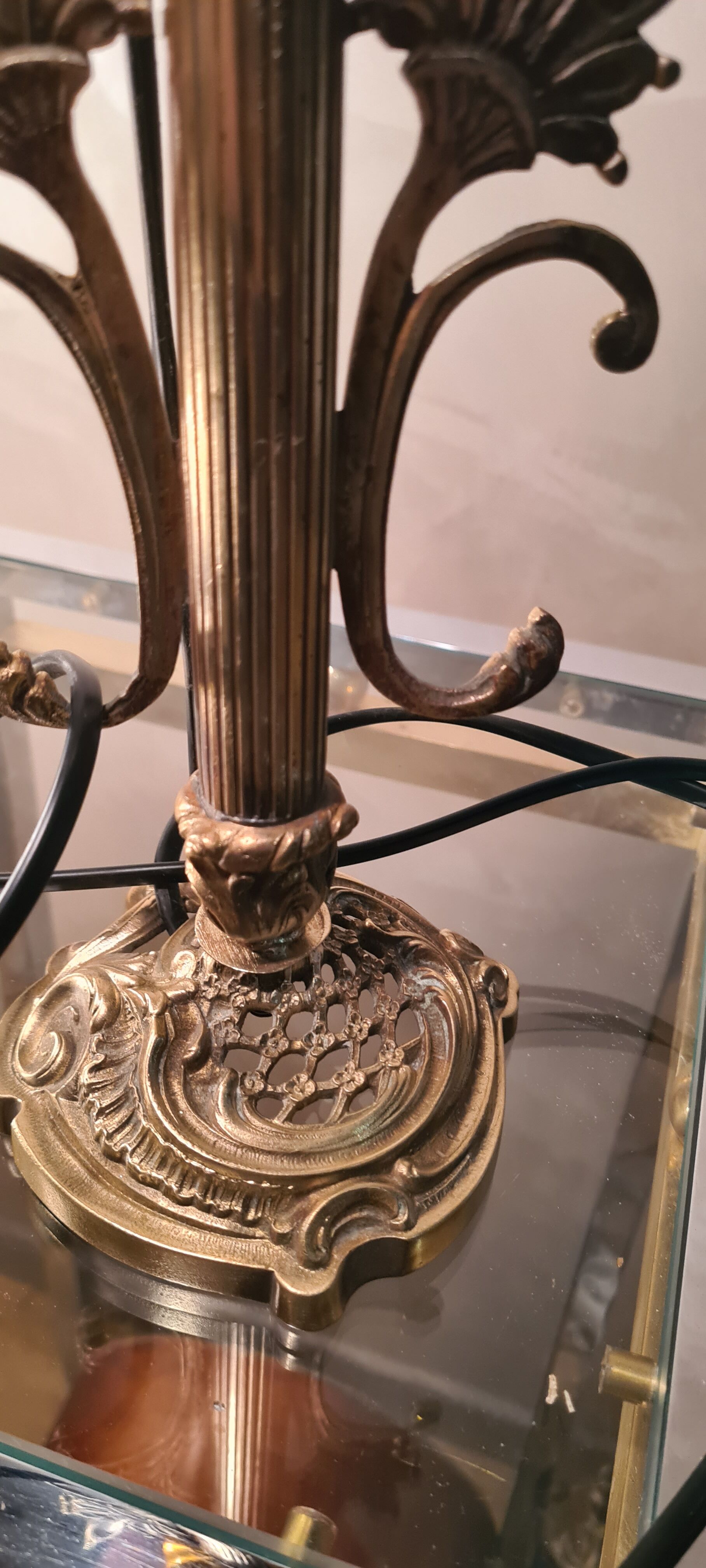 Bronze lamp and brass Art Nouveau