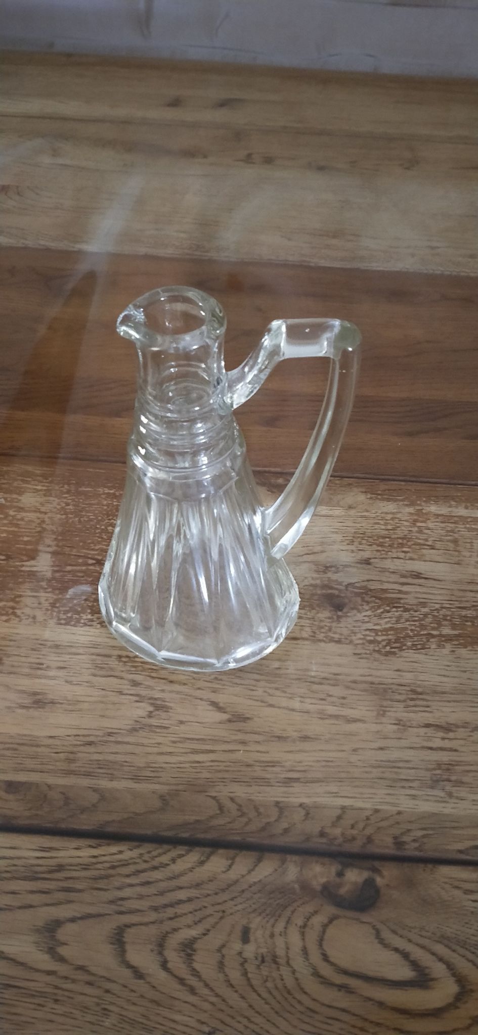 Petit pichet à vin ou cidre en verre