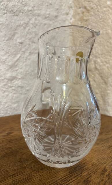 Carafe en cristal taillé à la main