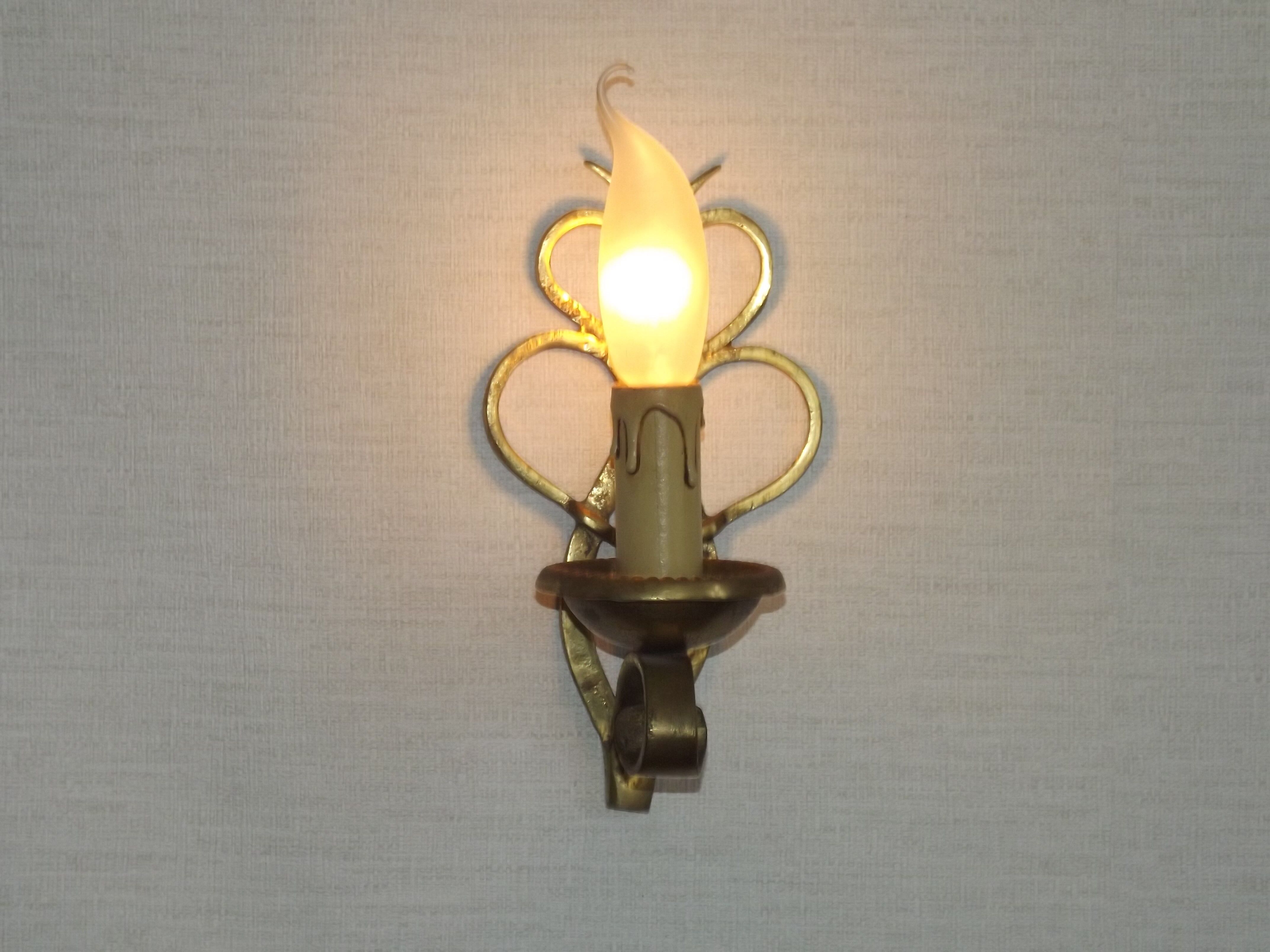 French Vintage Brass Hand Made Single Wall Light Scrolled Open Backplate