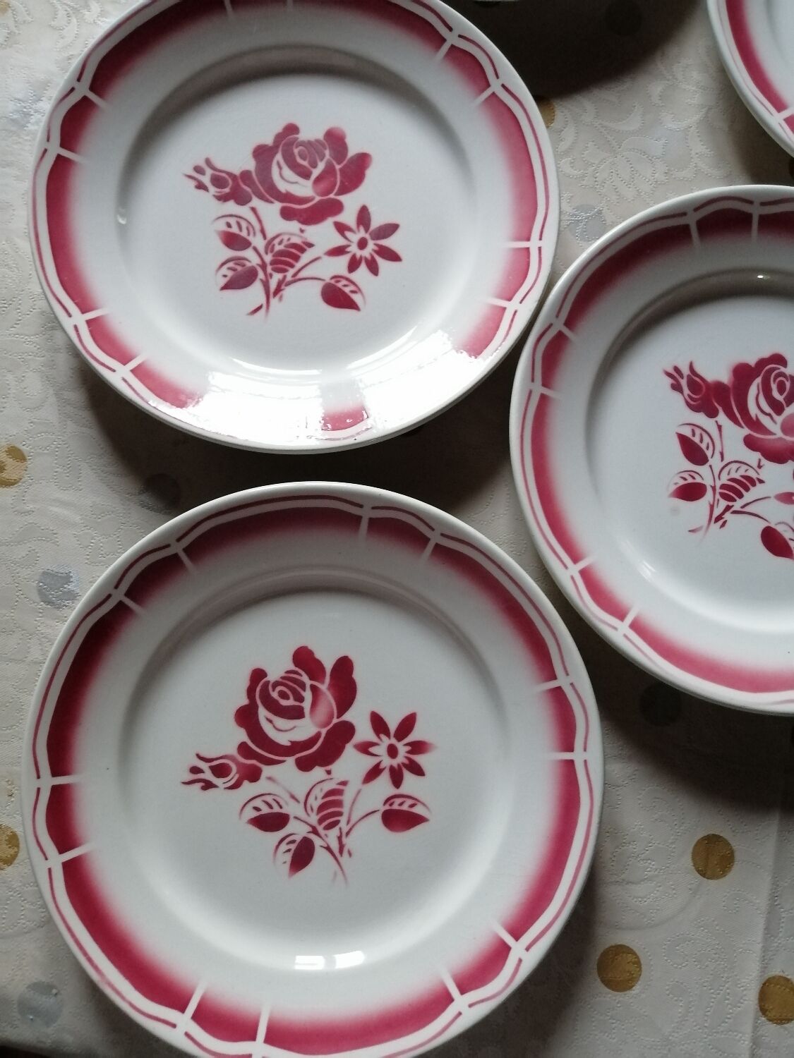 5 old plates