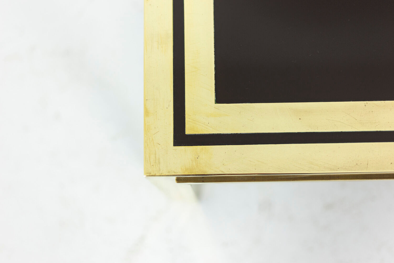 House Iiwans pair of pieces of sofa in gilded brass, 1970s