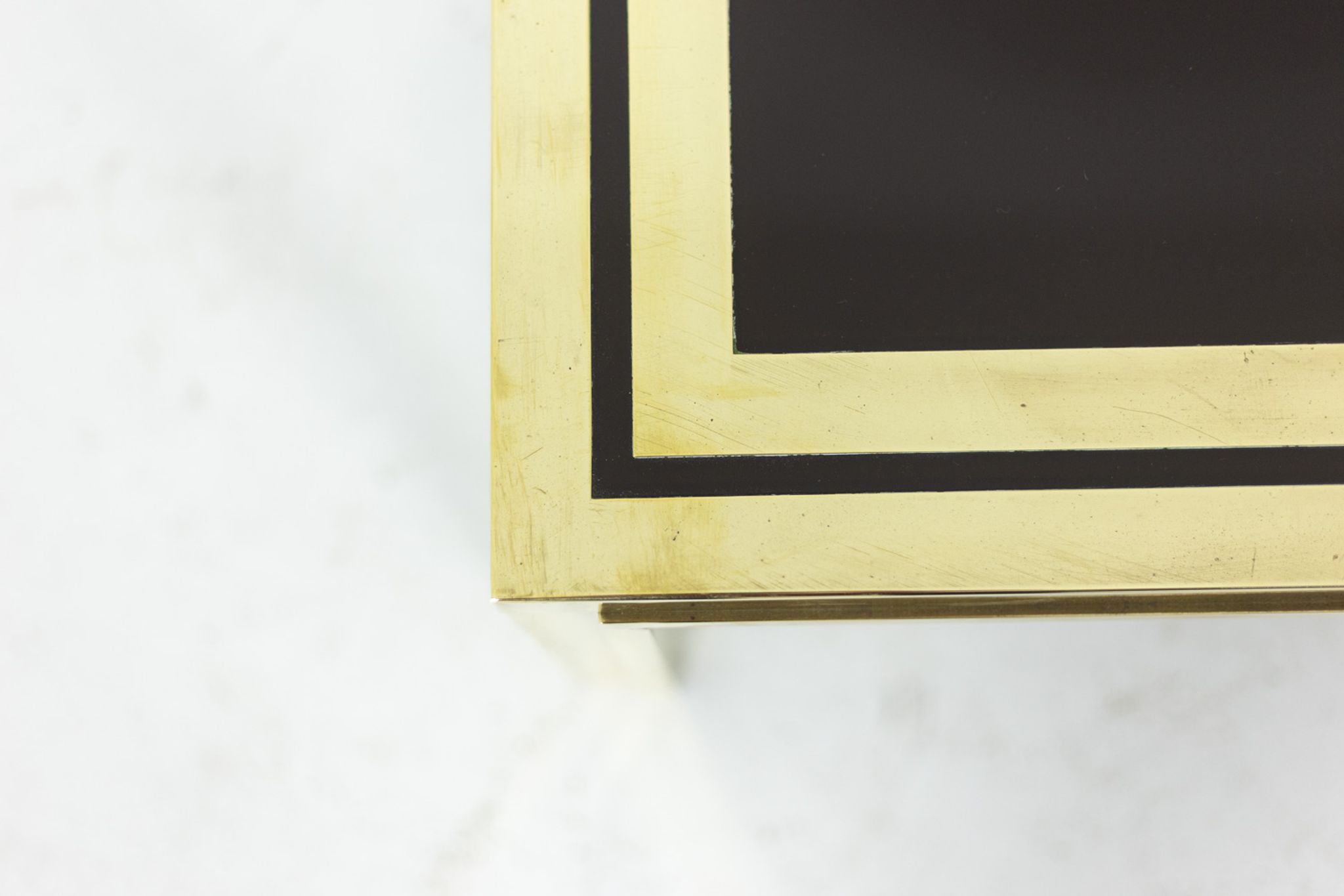 House Iiwans pair of pieces of sofa in gilded brass, 1970s