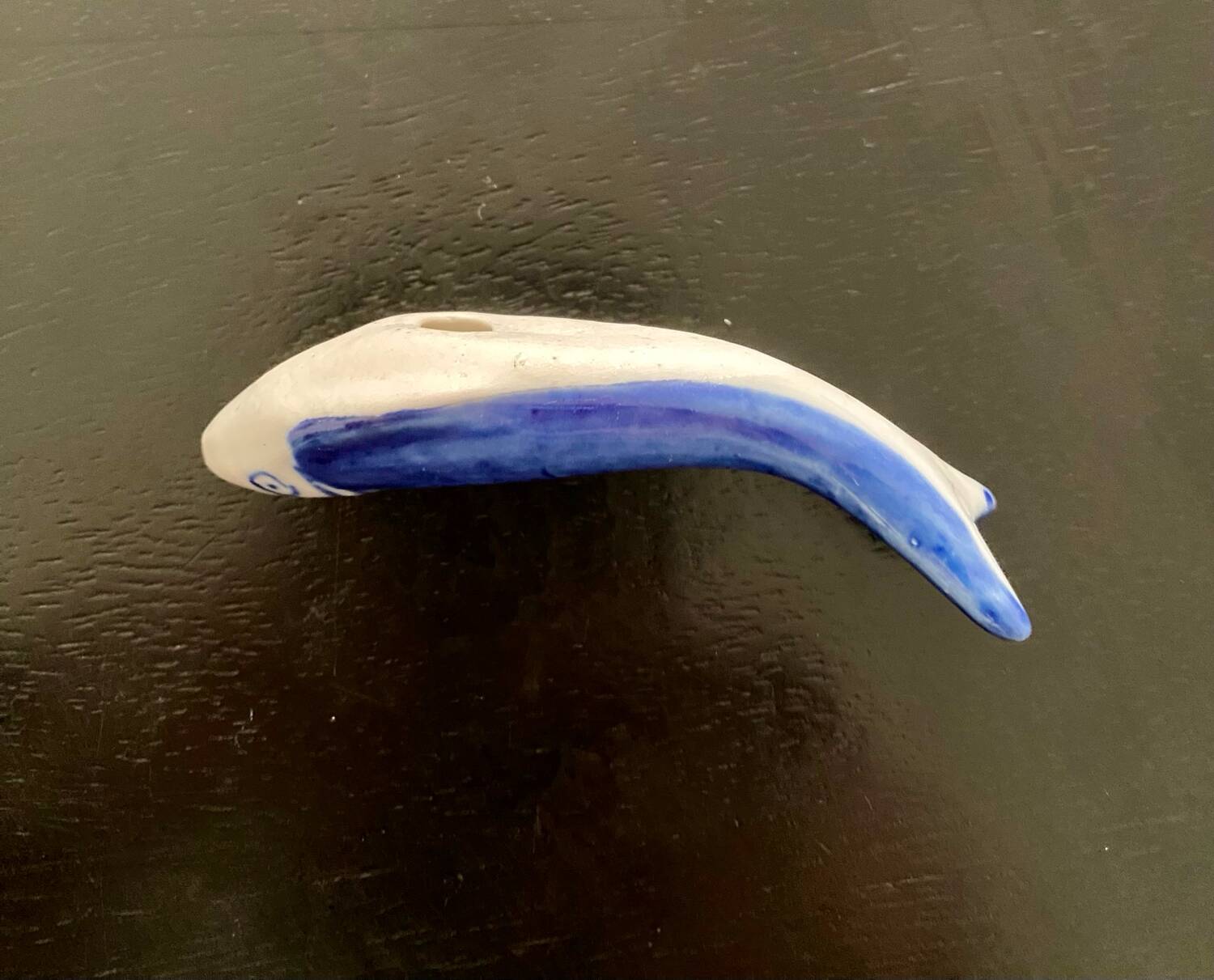 7 fish-shaped porcelain knife holders