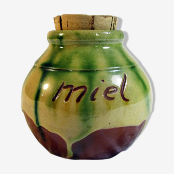 Ceramic pot for honey