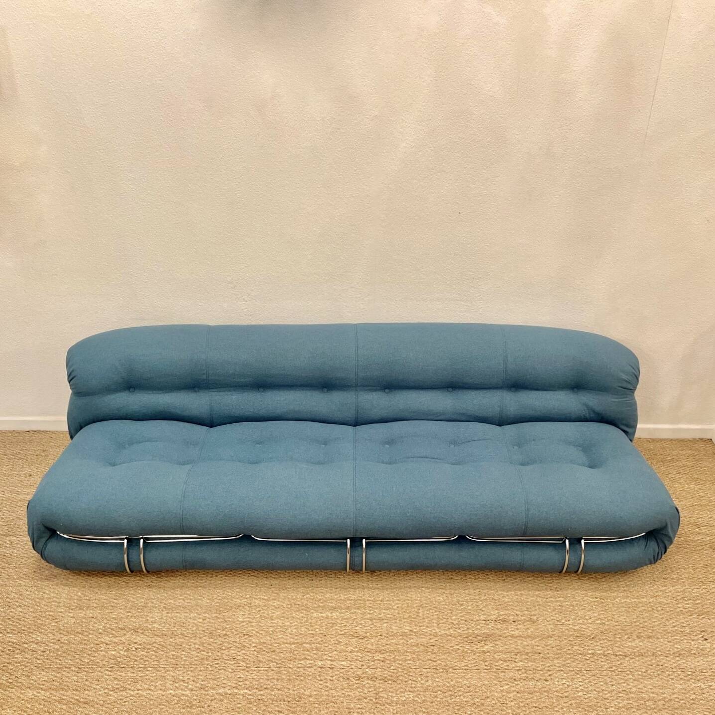 4-seater sofa Soriana Scarpa Cassina Italy circa 1970s