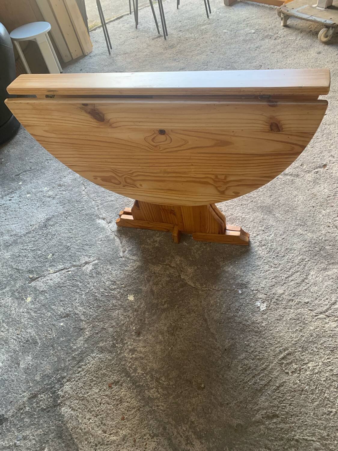 Folding pine table – Chic mountain spirit