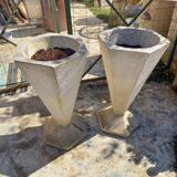 Paire de pots de jardin