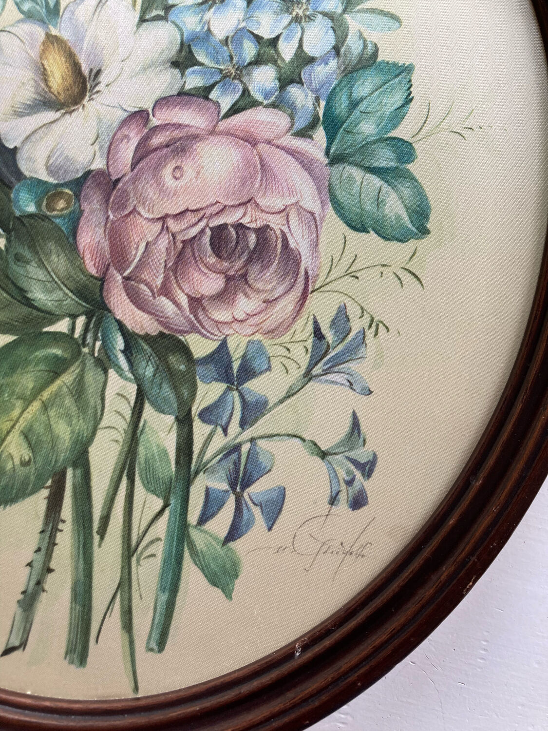 Peinture sur soie bouquet de fleurs dans cadre ovale