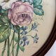 Peinture sur soie bouquet de fleurs dans cadre ovale