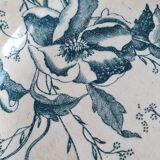 Serving dish in iron earth