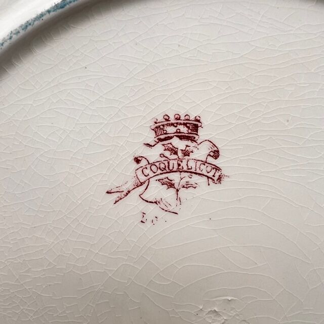 Round poppy dish from Longwy