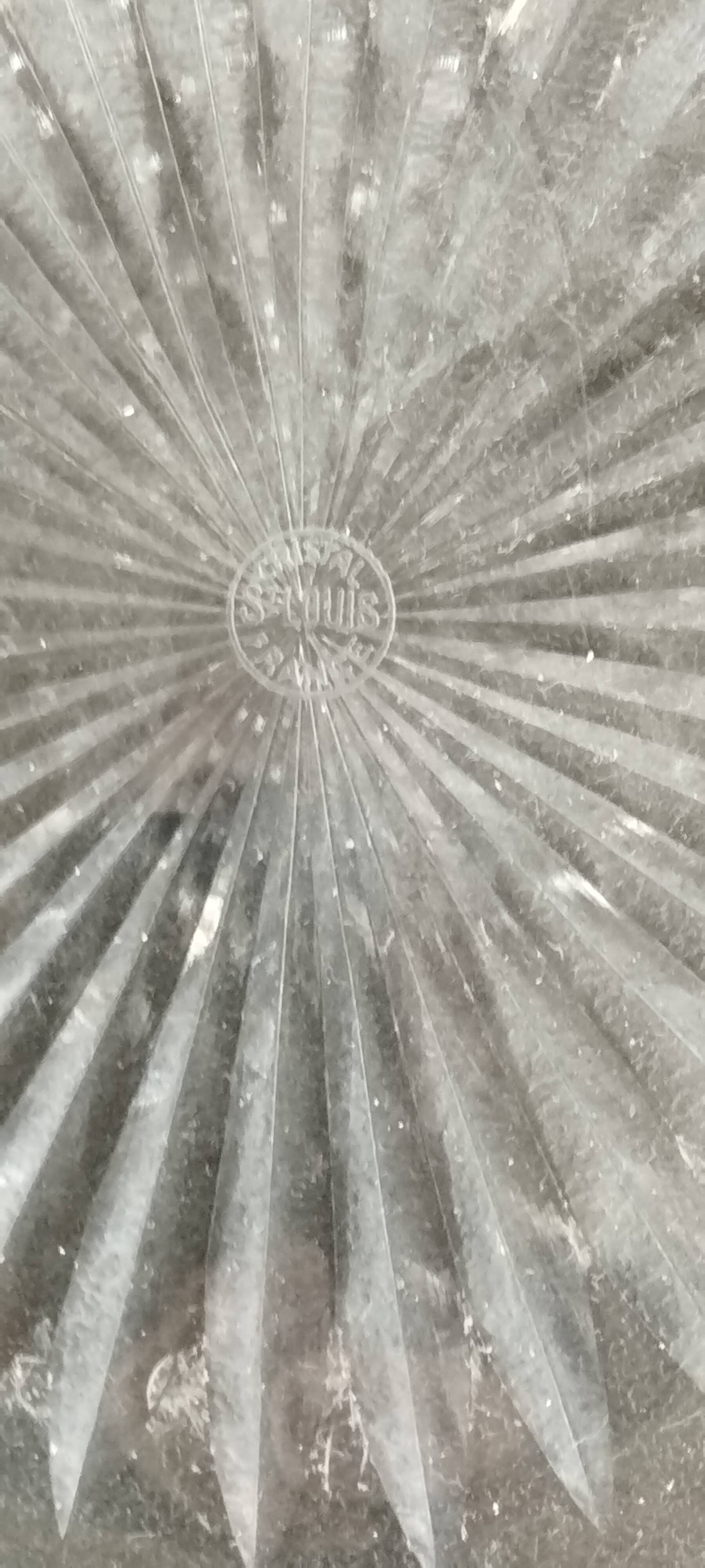 Round crystal bowl from Saint-Louis