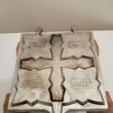 Vintage aluminum croque-monsieurs apparatus