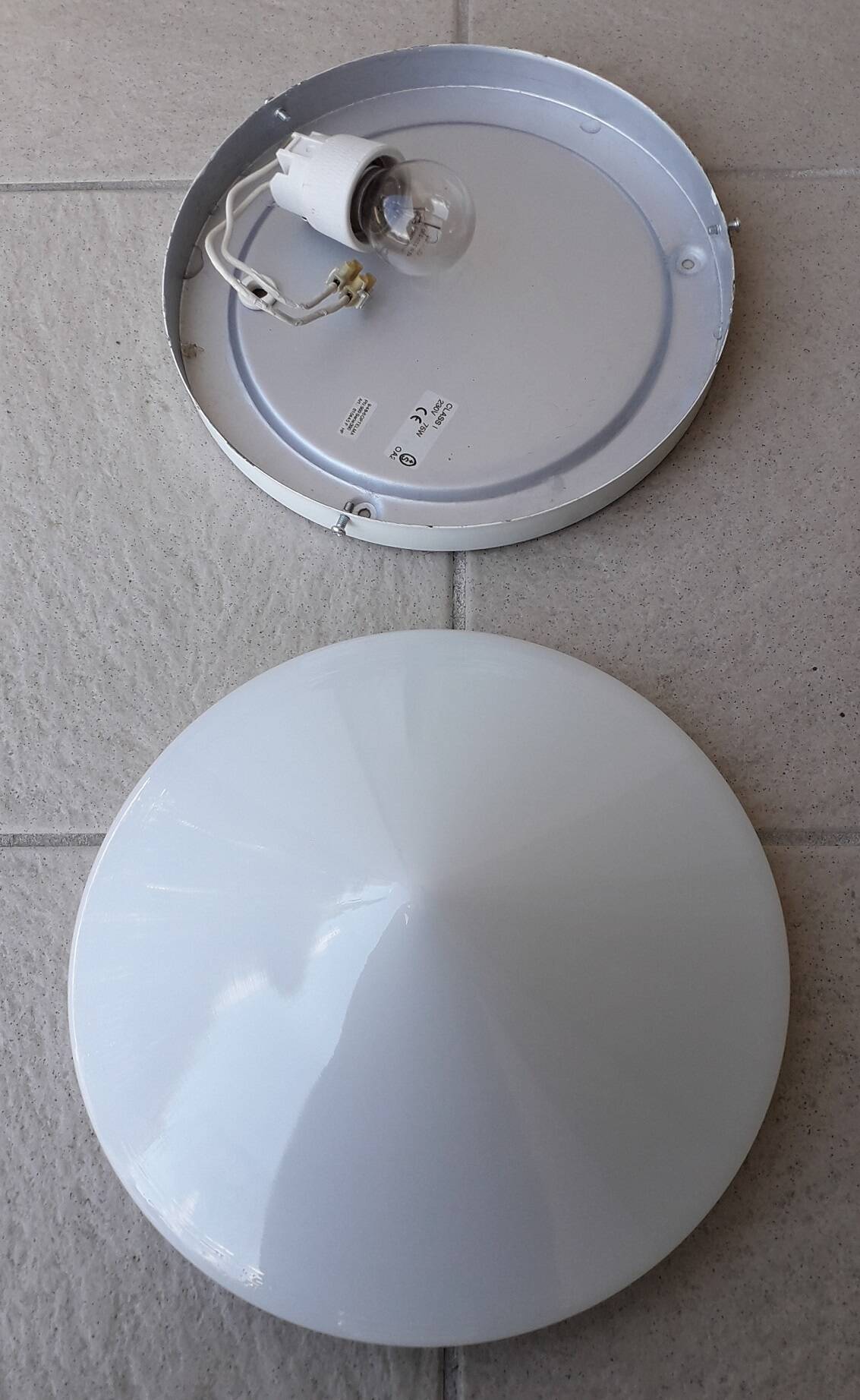 Ceiling light or conical wall light in opaline.