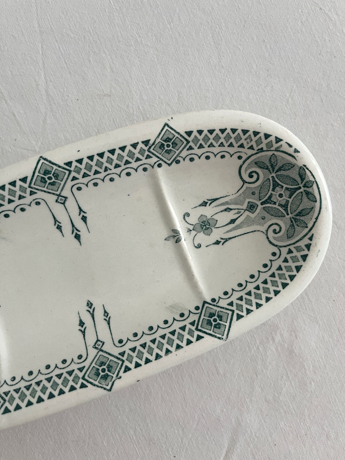 Porte savon terre de fer art nouveau KG Lunéville