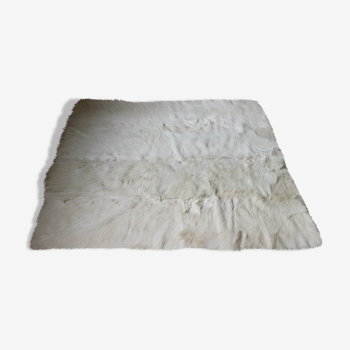 Peau de chèvre blanche vintage 132 X 120 cm