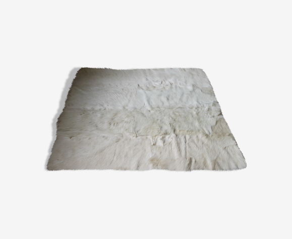 Peau de chèvre blanche vintage 132 X 120 cm