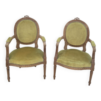 Paire de fauteuils médaillon style Louis xvi décapée bois brut