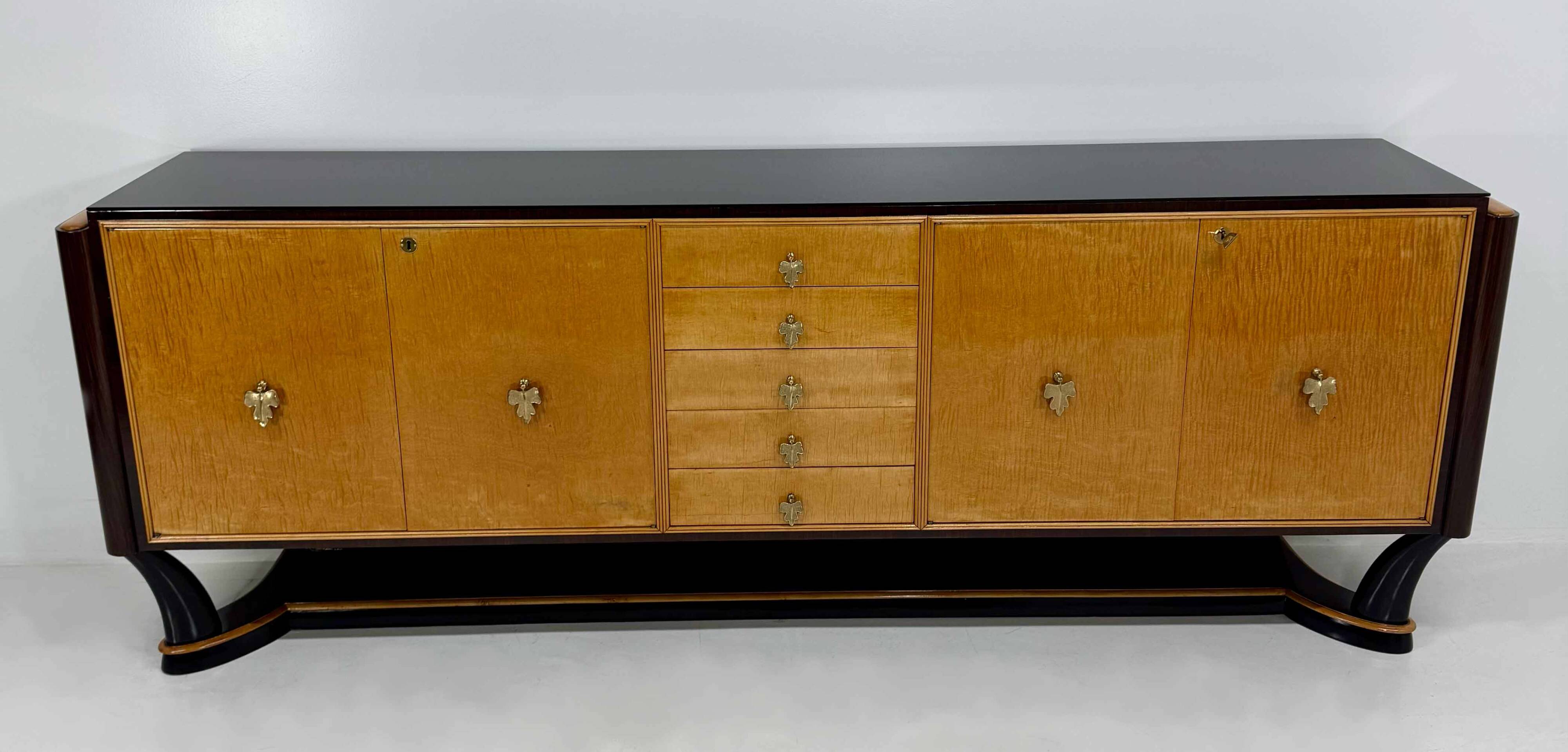 Italian Art Deco Sideboard Attributed to Osvaldo Borsani in Maple, Late 194