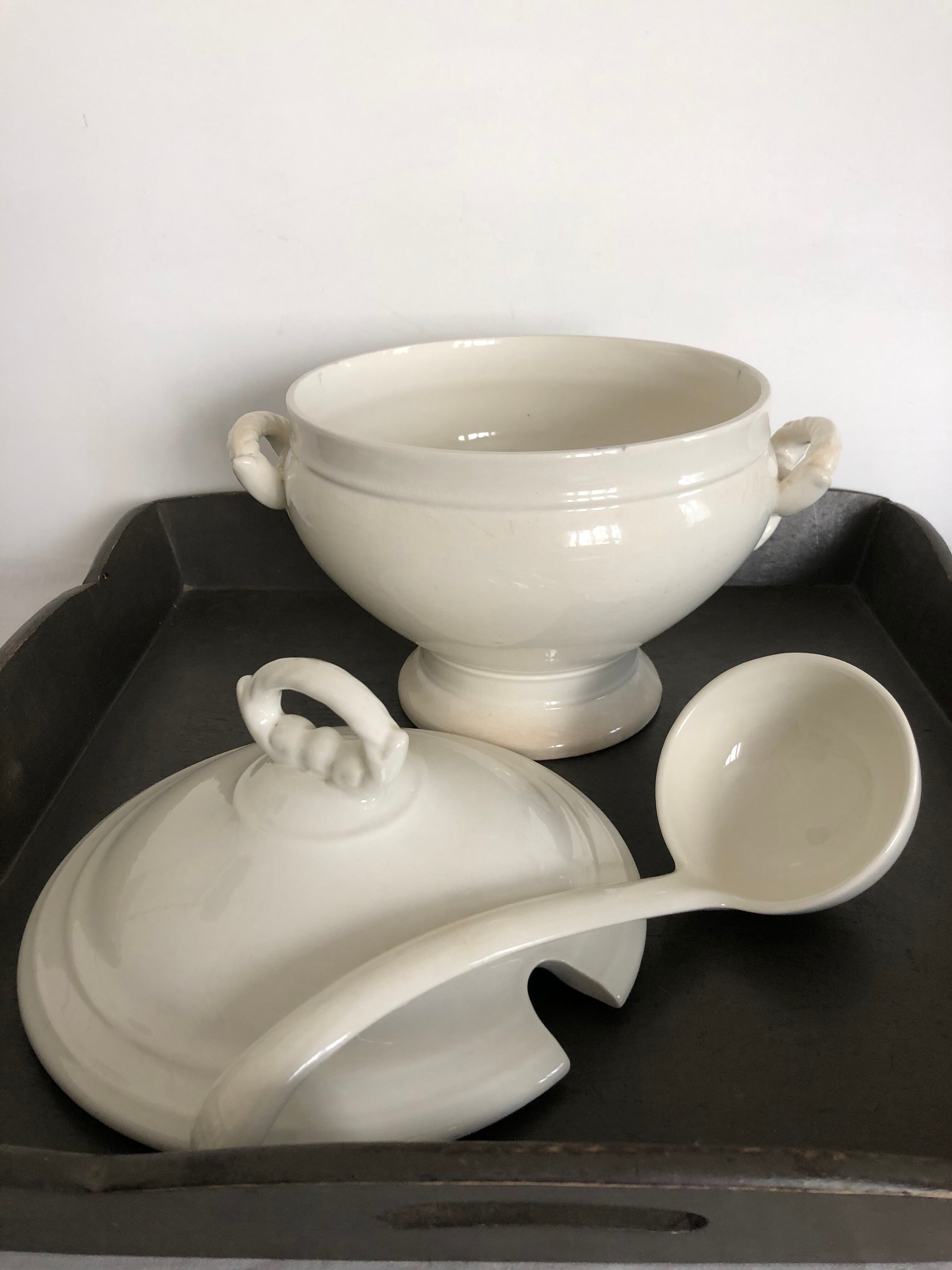 White and shady porcelain soup kitchen