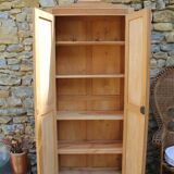 Armoire parisienne