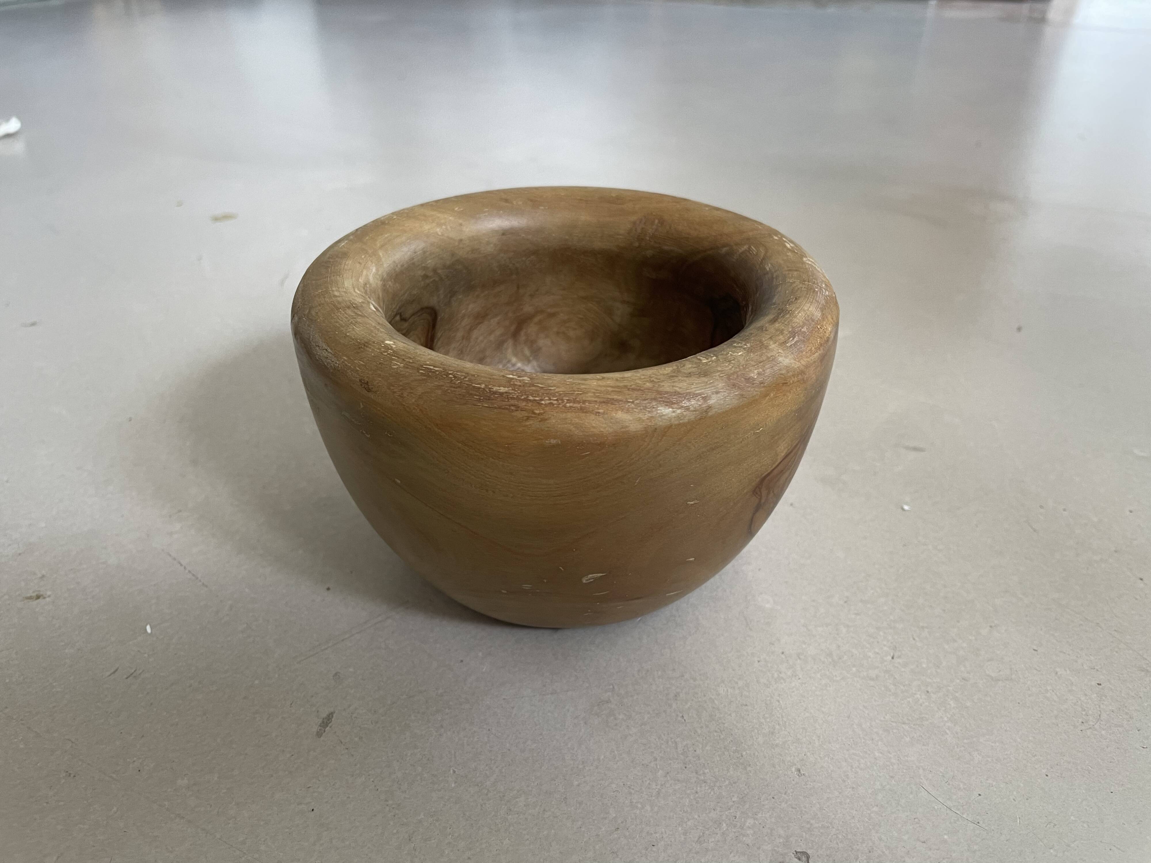 Solid olive bowl