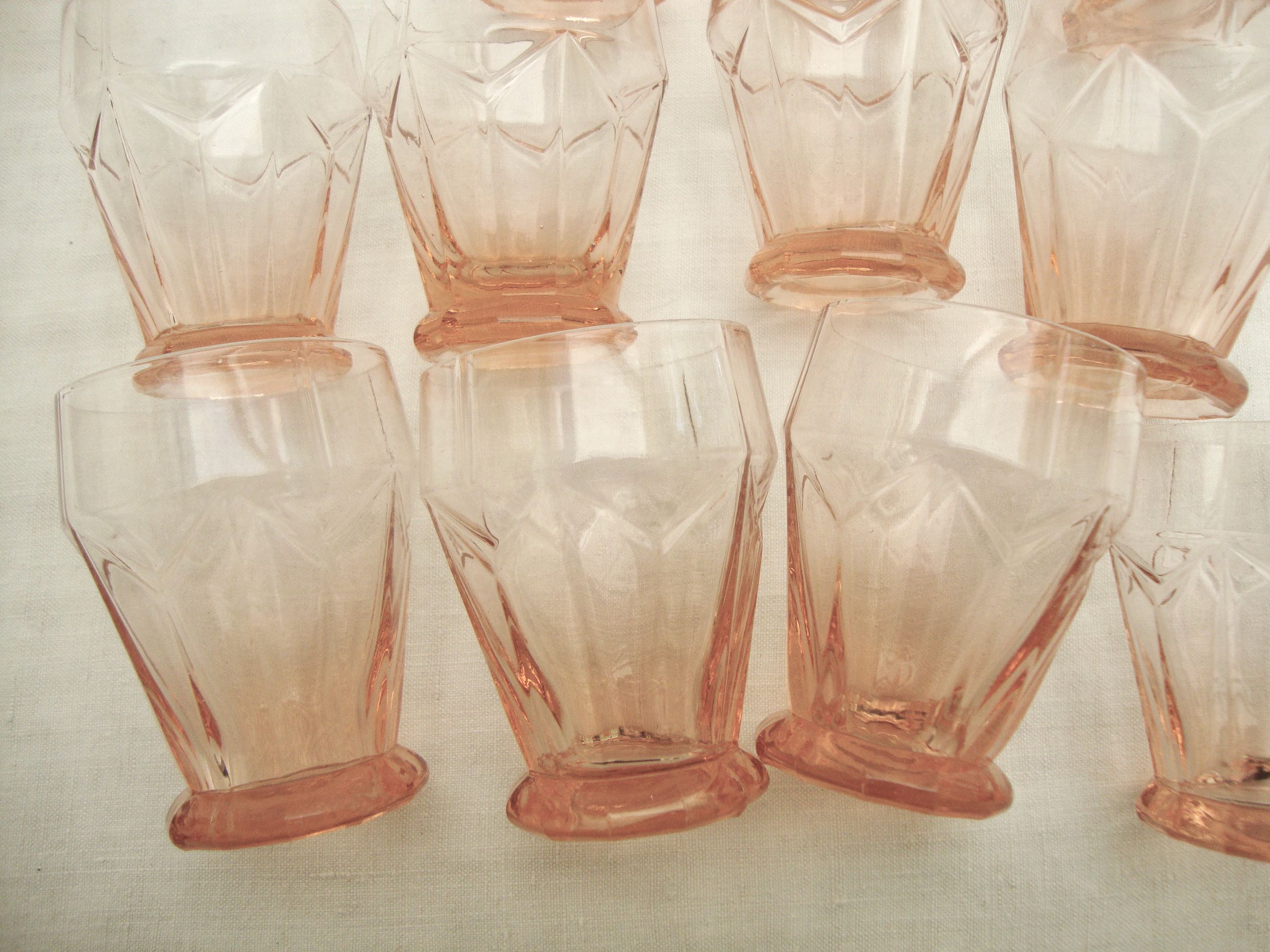 Set de 11 verres gobelets art déco