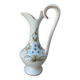 Ewer in ceramic