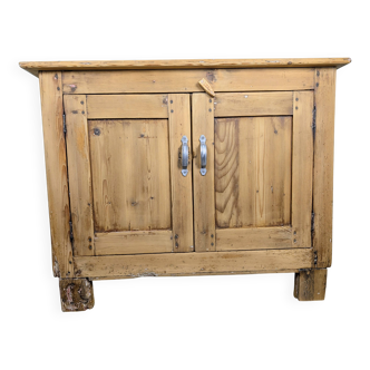 Small Parisian buffet