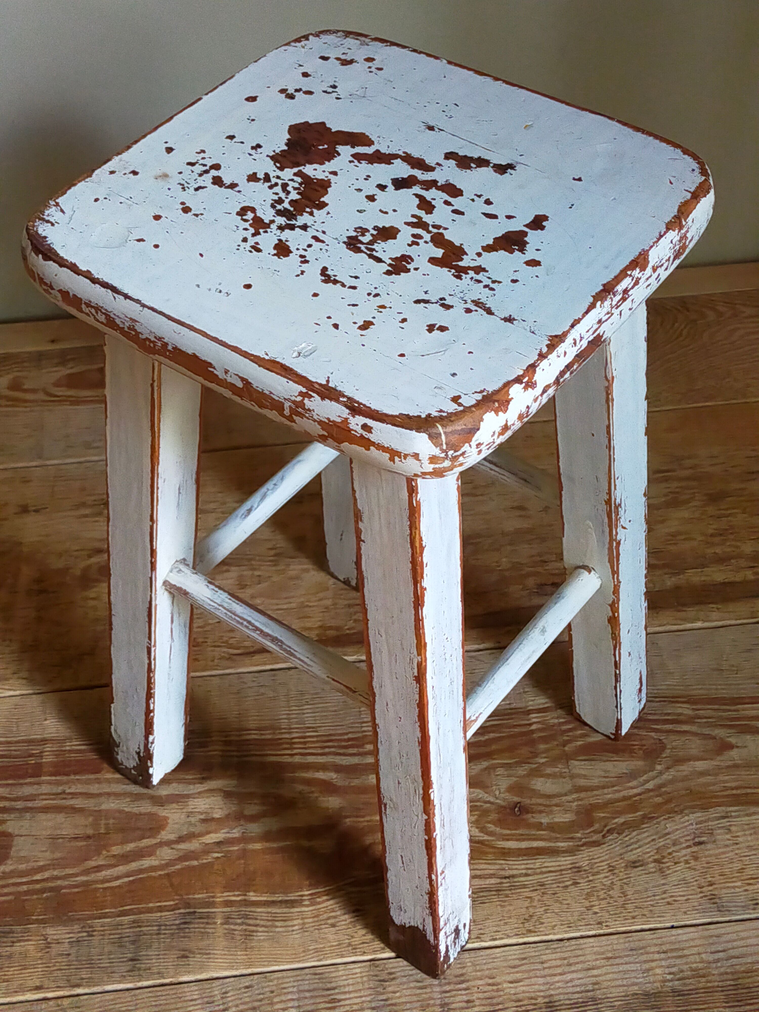 Workshop stool in vintage patinated solid wood
