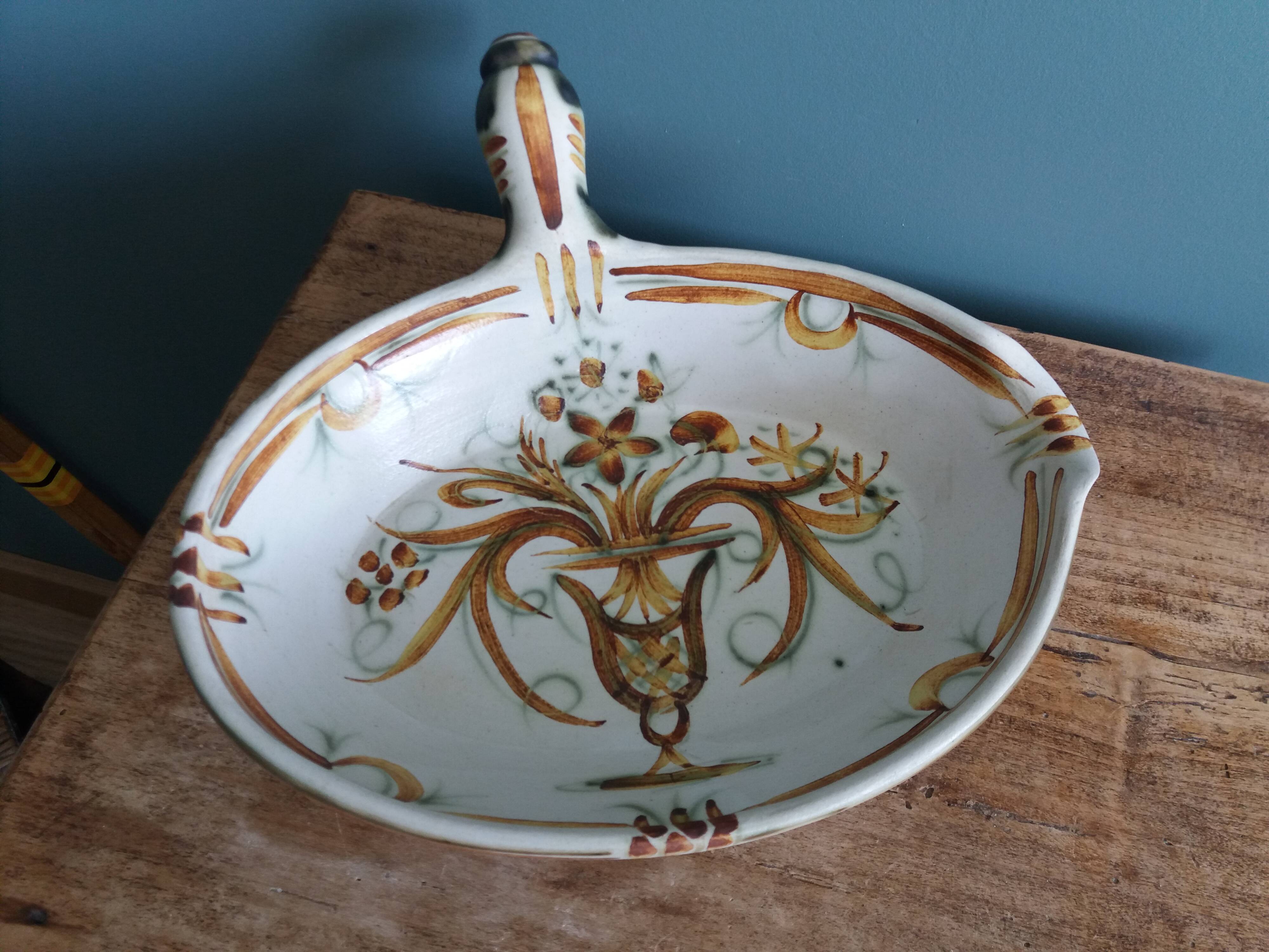 Keraluc Quimper sauce pan by Michel Furic