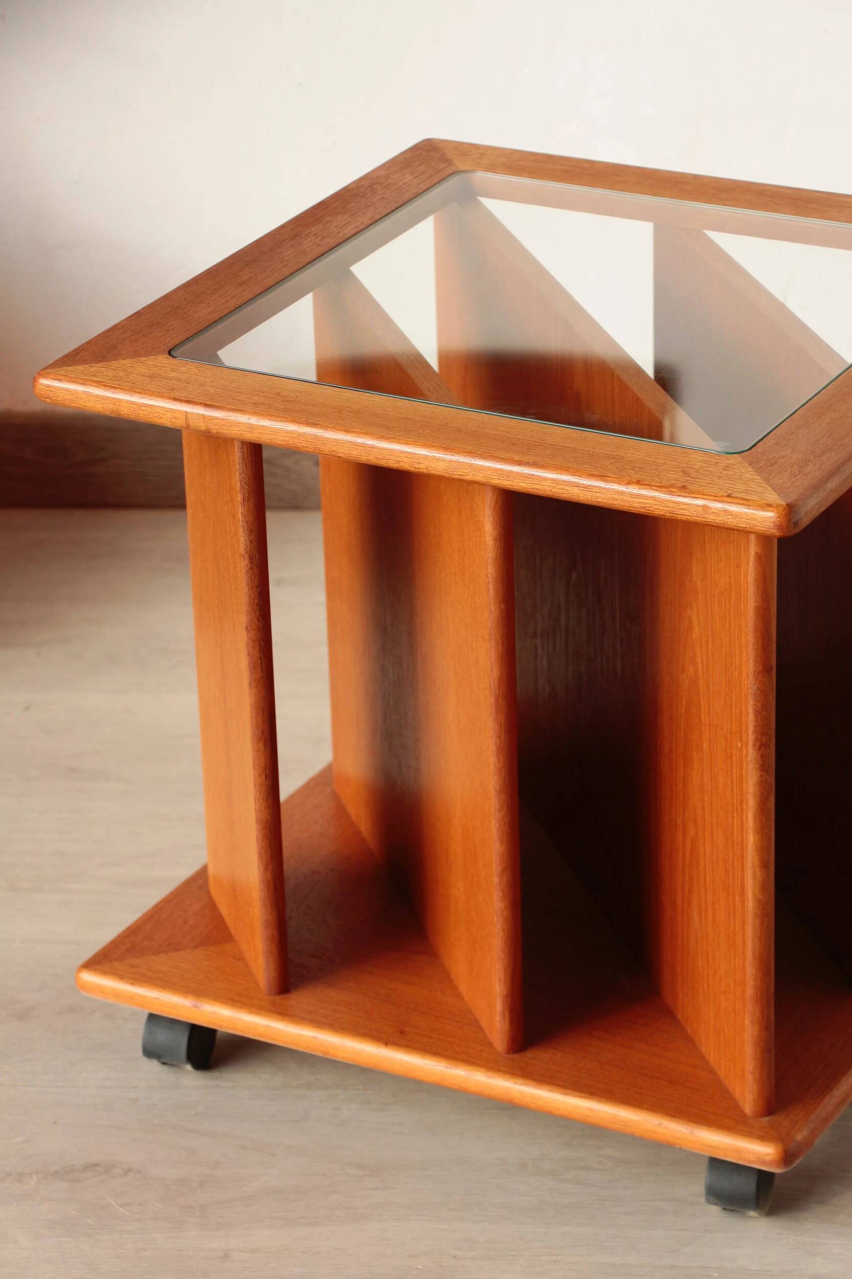 Vintage G Plan teak side table – magazine rack & wheels (1960s)