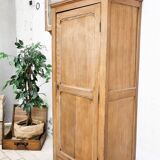 Antique bonnetière cabinet