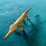 6 crocodile-shaped brass knife holders
