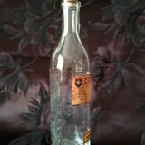 Ancienne bouteille graduée d'apothicaire en verre et son bouchon