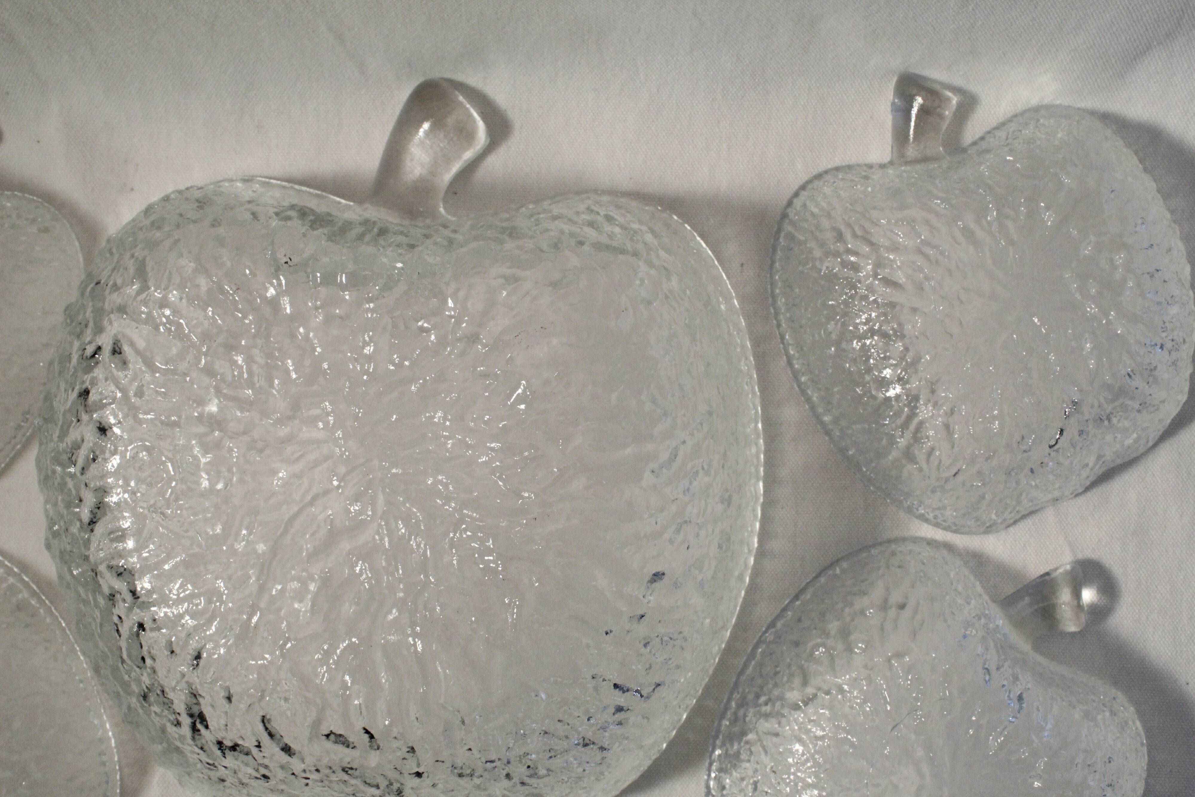 Salad bowl & 4 dessert cups, apple shape in clear glass