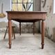 Table pieds tournés en cerisier