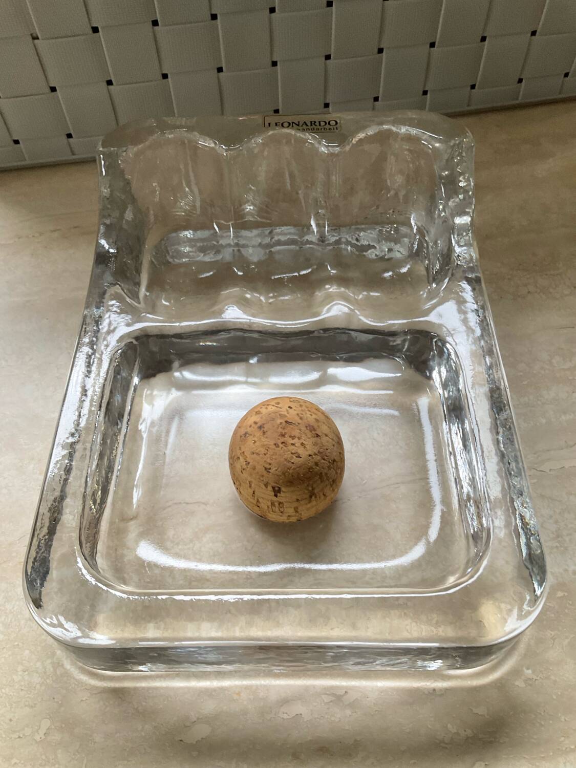 Cendrier à pipe vintage en verre moulé