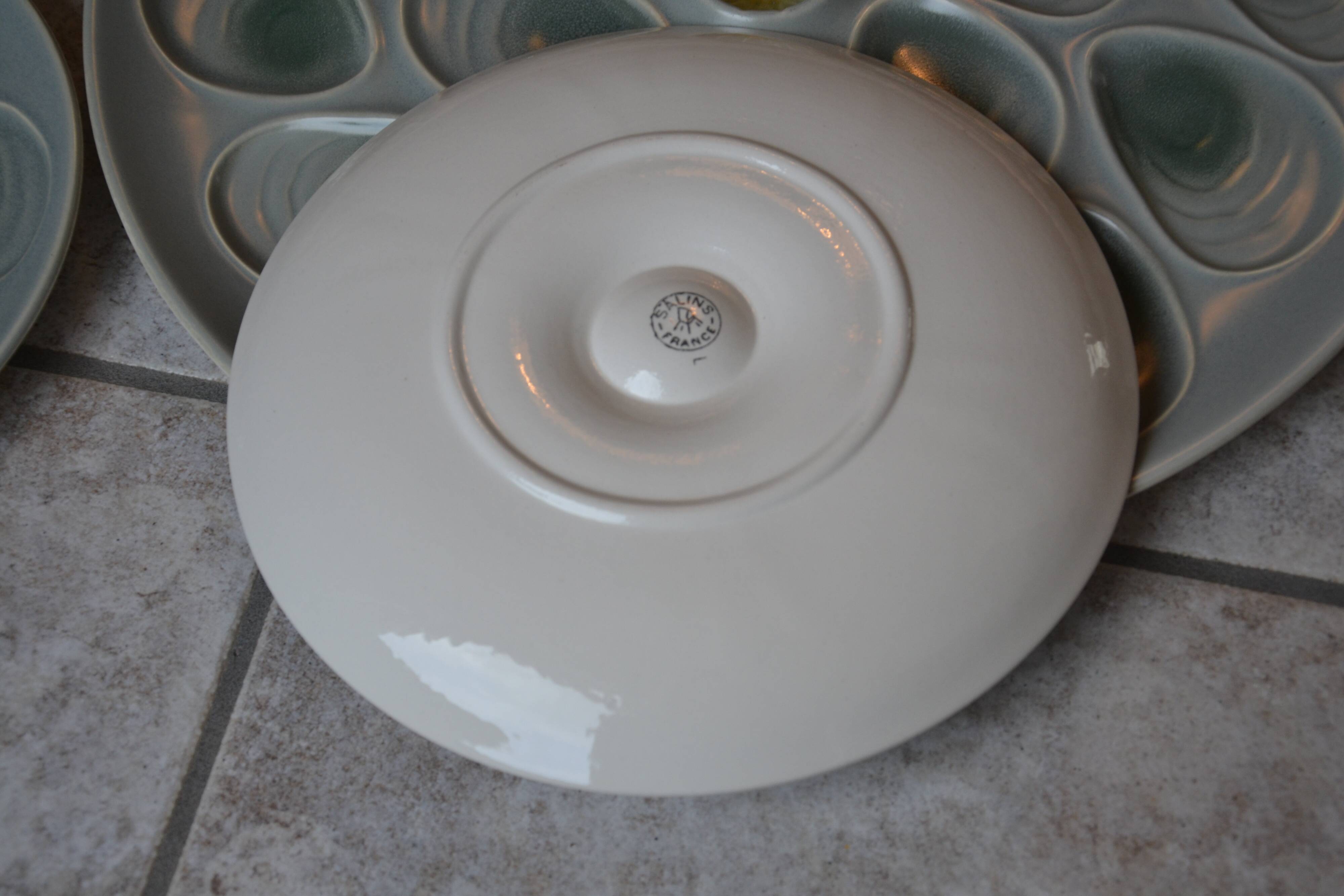 Ensemble assiettes et plat à huîtres Salins