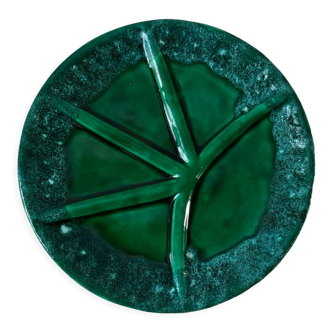 Plat Vallauris en céramique vert années 50-60
